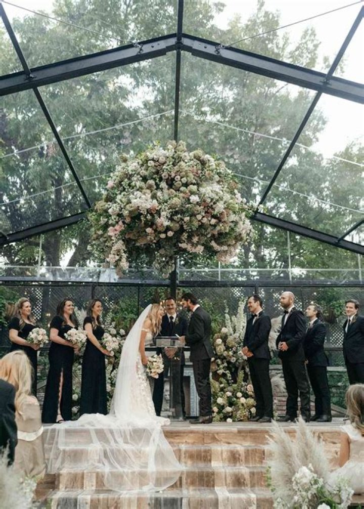 Unveiling The Multifaceted Life Of Ryan Bingham's Wife